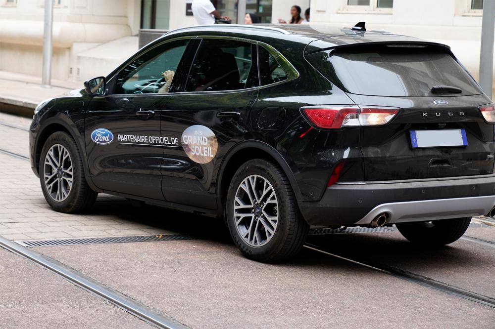 Covering près de Machecoul